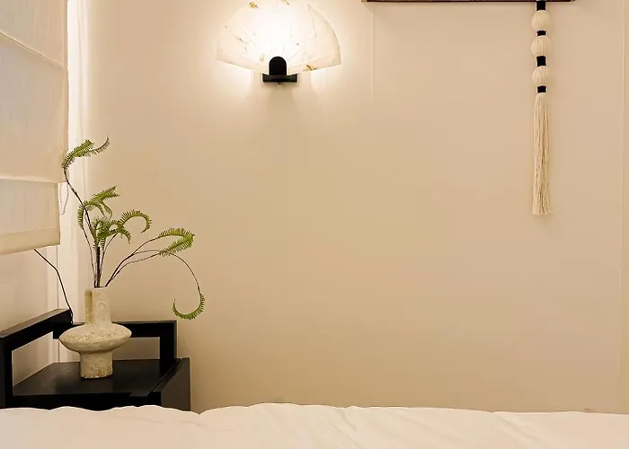 5 Min To Station, Direct Bus Access, 3br, 4beds, 2beths, Entire 1st Floor House With Private Yard, Free Luggage Storage ソウル特別市