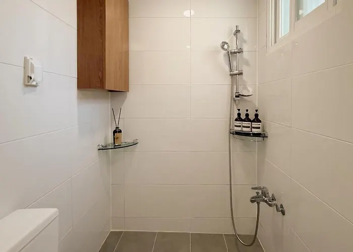 別荘 5 Min To Station, Direct Bus Access, 3br, 4beds, 2beths, Entire 1st Floor House With Private Yard, Free Luggage Storage ソウル特別市