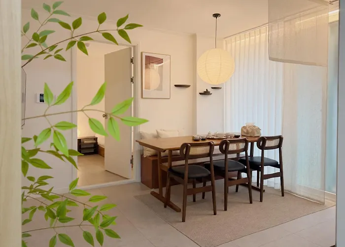 5 Min To Station, Direct Bus Access, 3br, 4beds, 2beths, Entire 1st Floor House With Private Yard, Free Luggage Storage 別荘