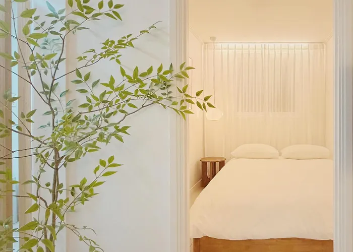 5 Min To Station, Direct Bus Access, 3br, 4beds, 2beths, Entire 1st Floor House With Private Yard, Free Luggage Storage * ソウル特別市